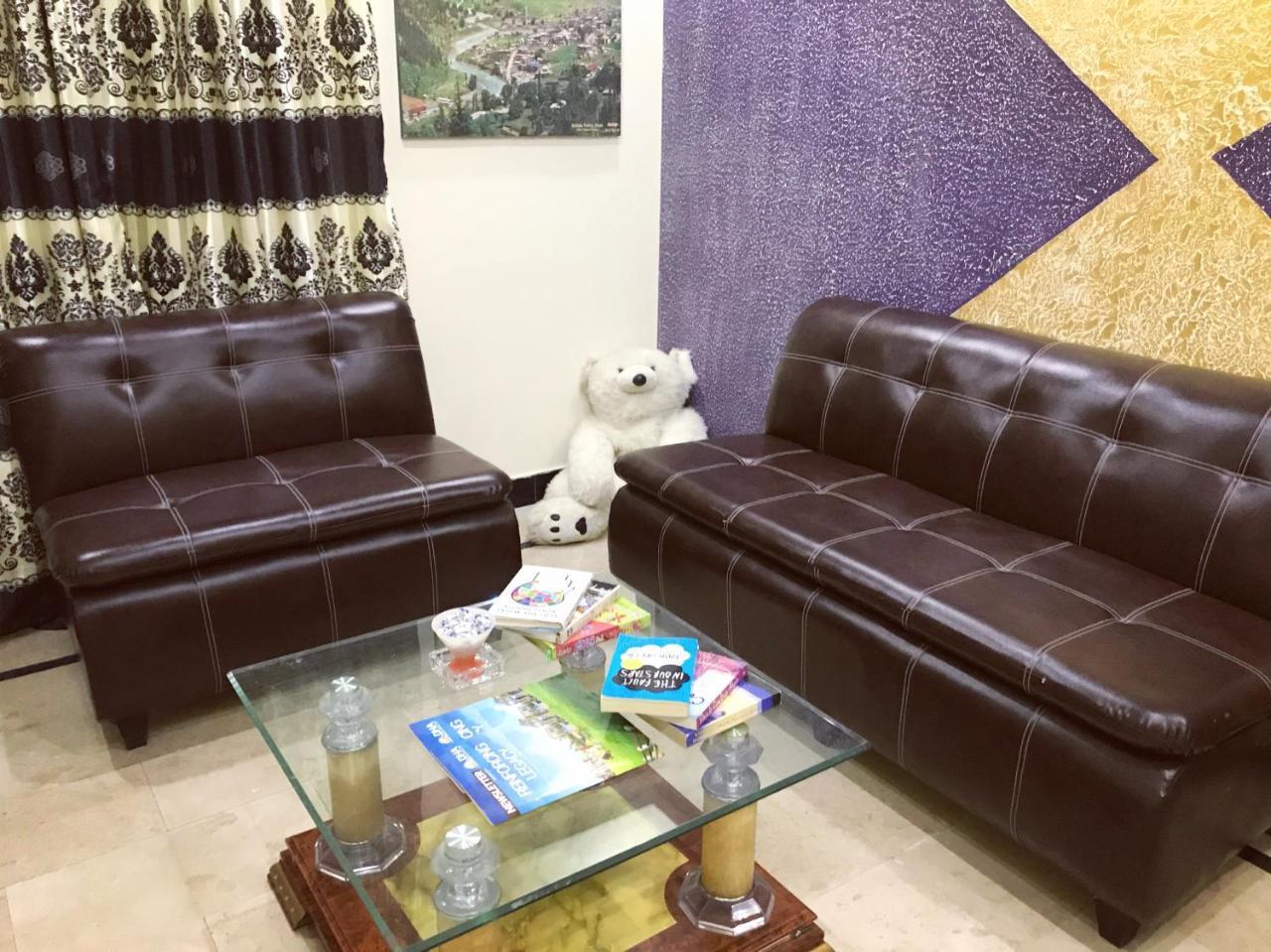 Hotel Second Home Karachi Bagian luar foto