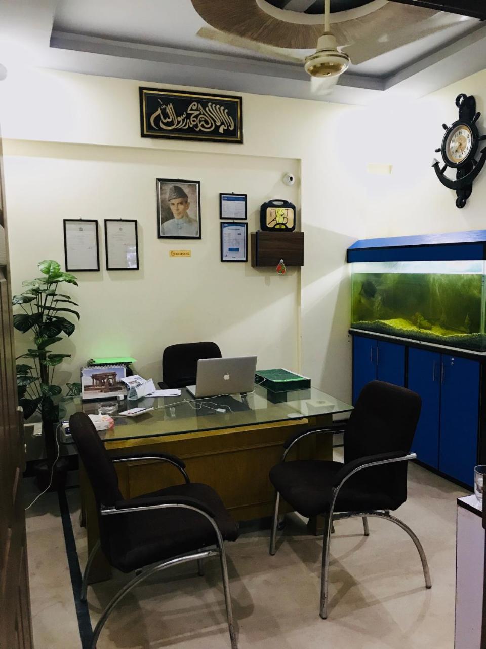 Hotel Second Home Karachi Bagian luar foto