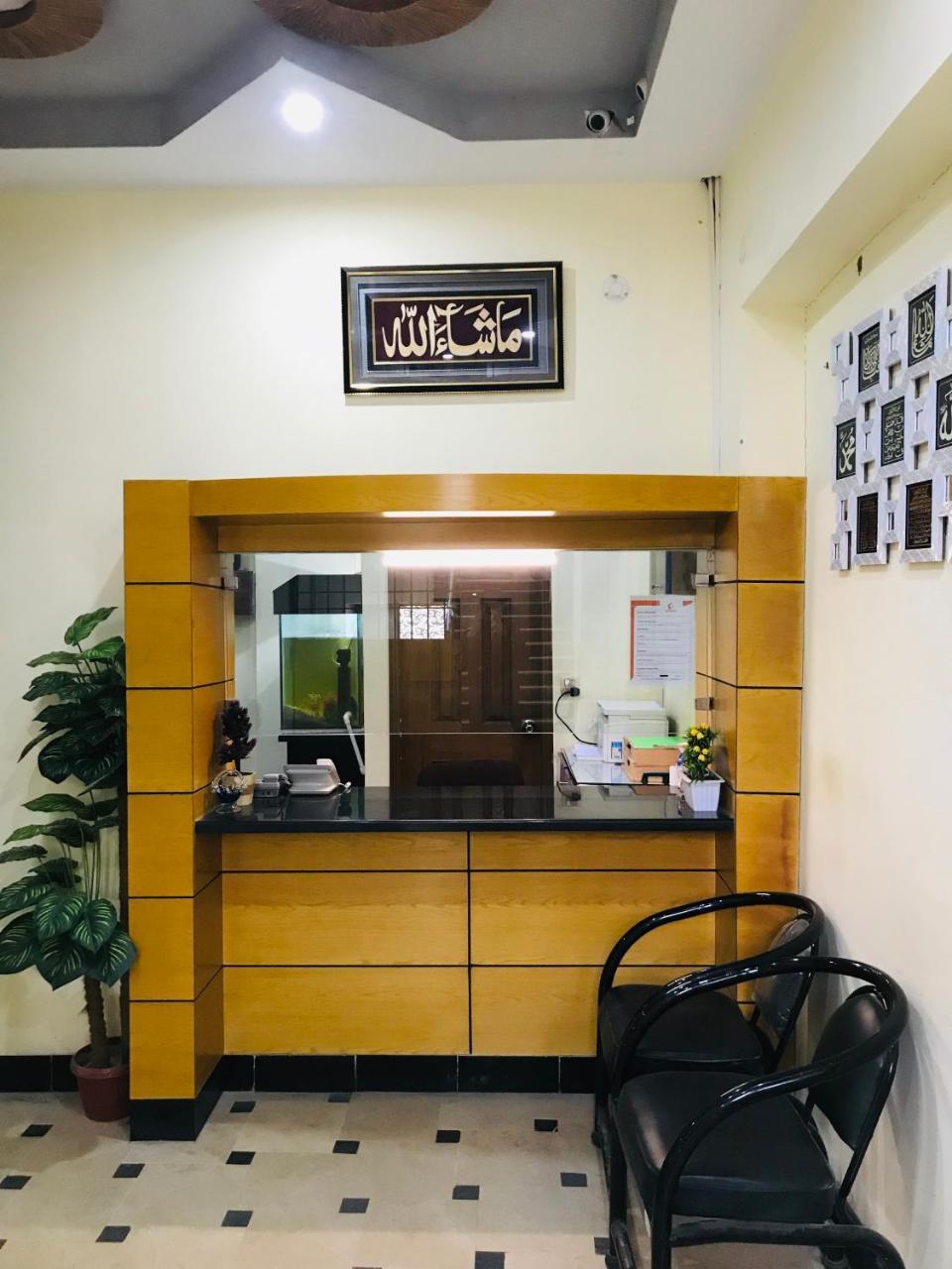 Hotel Second Home Karachi Bagian luar foto