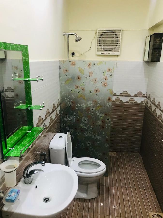 Hotel Second Home Karachi Bagian luar foto